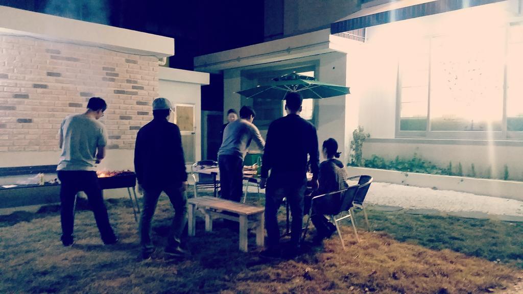 Guesthouse Mate Busan Bagian luar foto