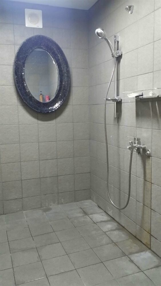 Guesthouse Mate Busan Bagian luar foto