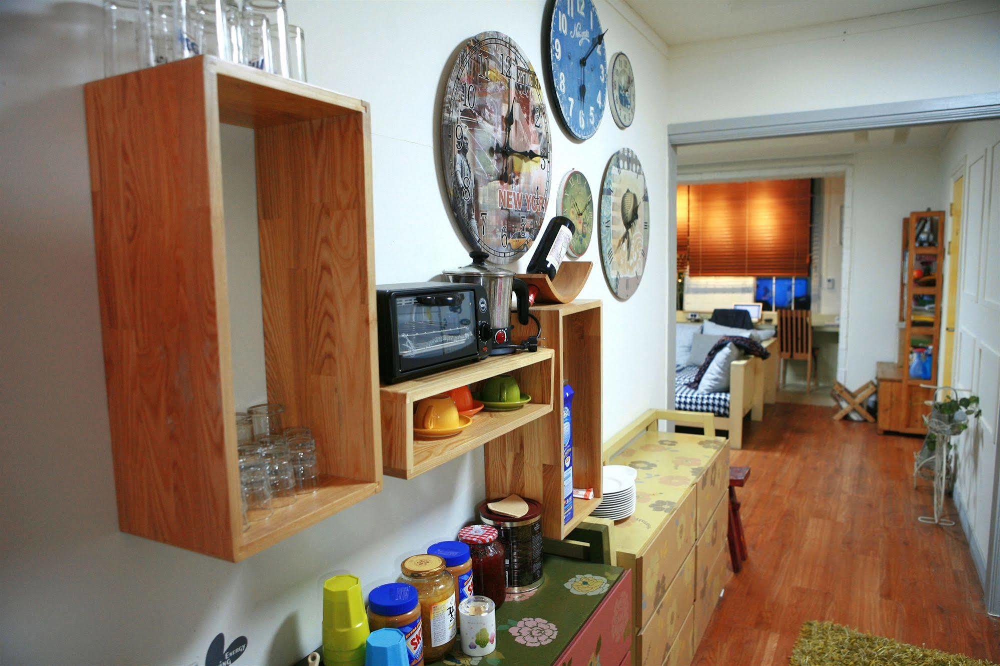 Guesthouse Mate Busan Bagian luar foto
